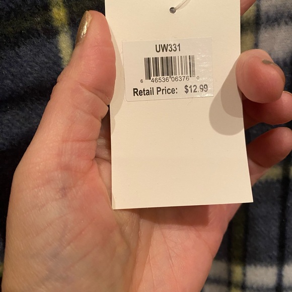 Flannel Unisex Blue/ Black Pattern Scarf - Picture 4 of 5